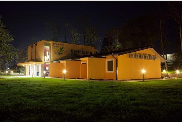Garni Hotel Siesta Nova Gorica Bagian luar foto