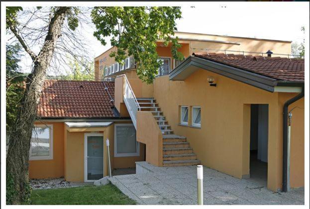 Garni Hotel Siesta Nova Gorica Bagian luar foto